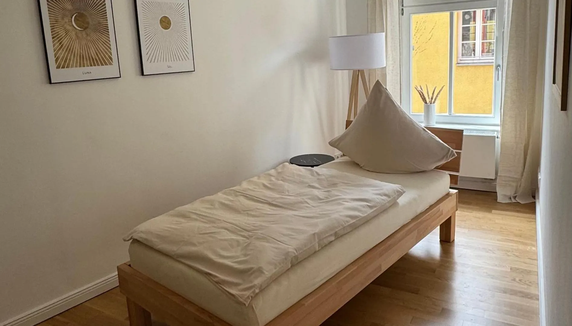 Apartment Megaschoen! Gassenviertel! 3 Schlafzimmer! Balkon! Zusaetzliches Gaeste-Wc! Bayreuth