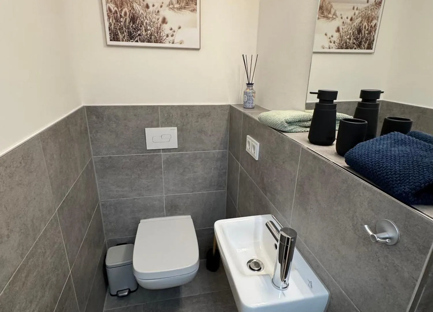 Appartamento Megaschoen! Gassenviertel! 3 Schlafzimmer! Balkon! Zusaetzliches Gaeste-Wc! Bayreuth Germania